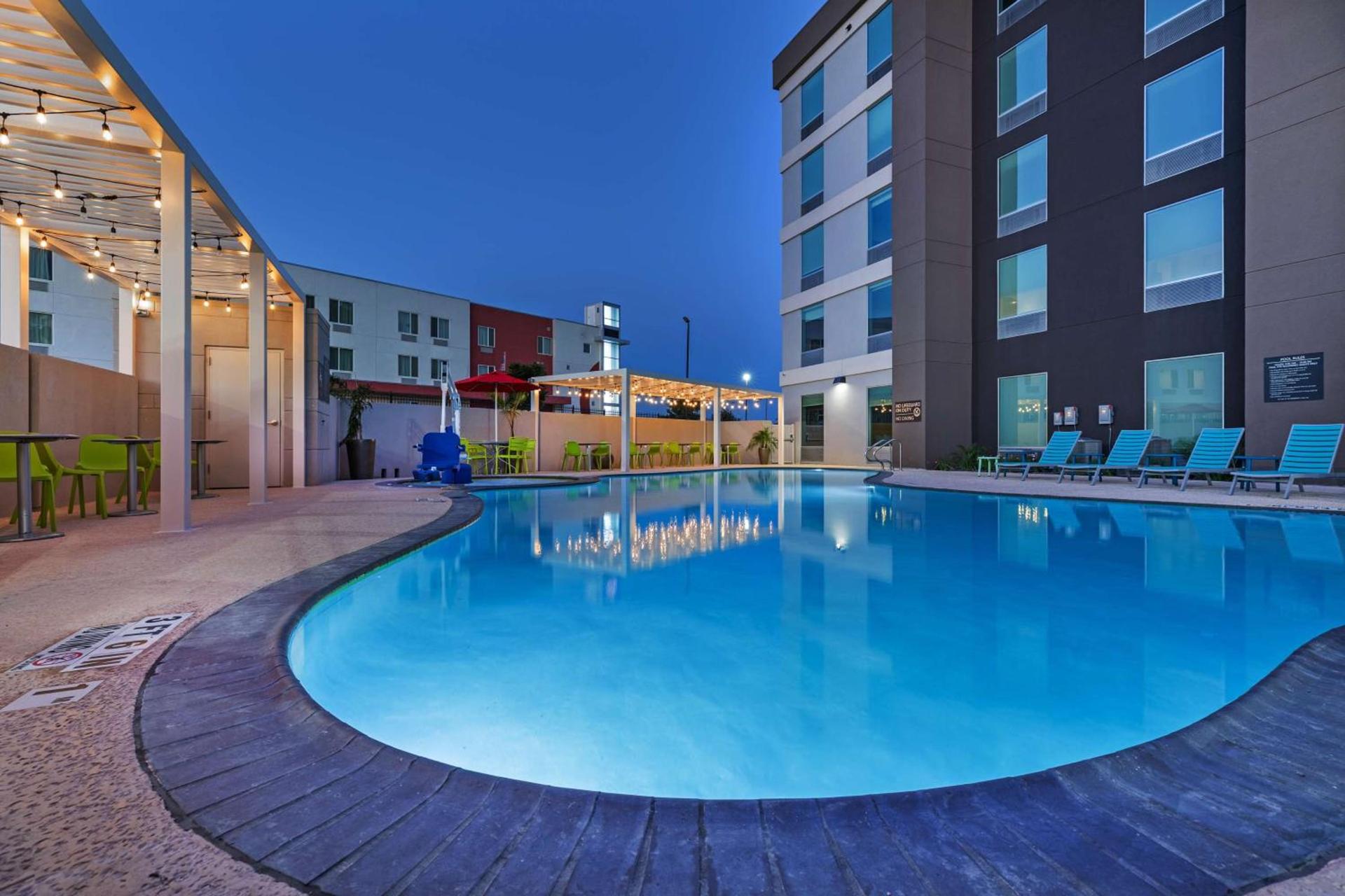 Home2 Suites by Hilton Laredo, TX photo 6