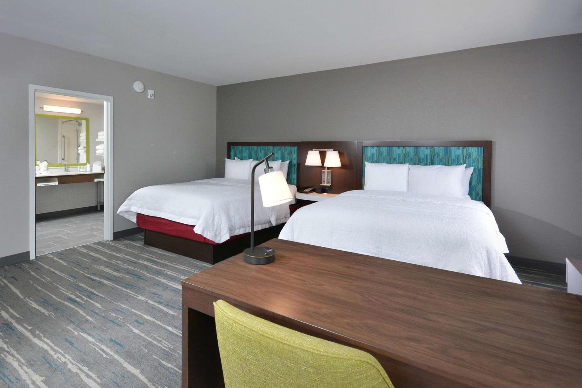 Hampton Inn & Suites Charlotte North I 485 photo 57