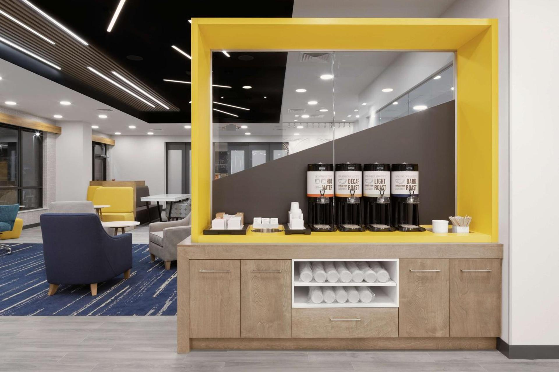 Hampton Inn by Hilton Verona at Turning Stone photo 7