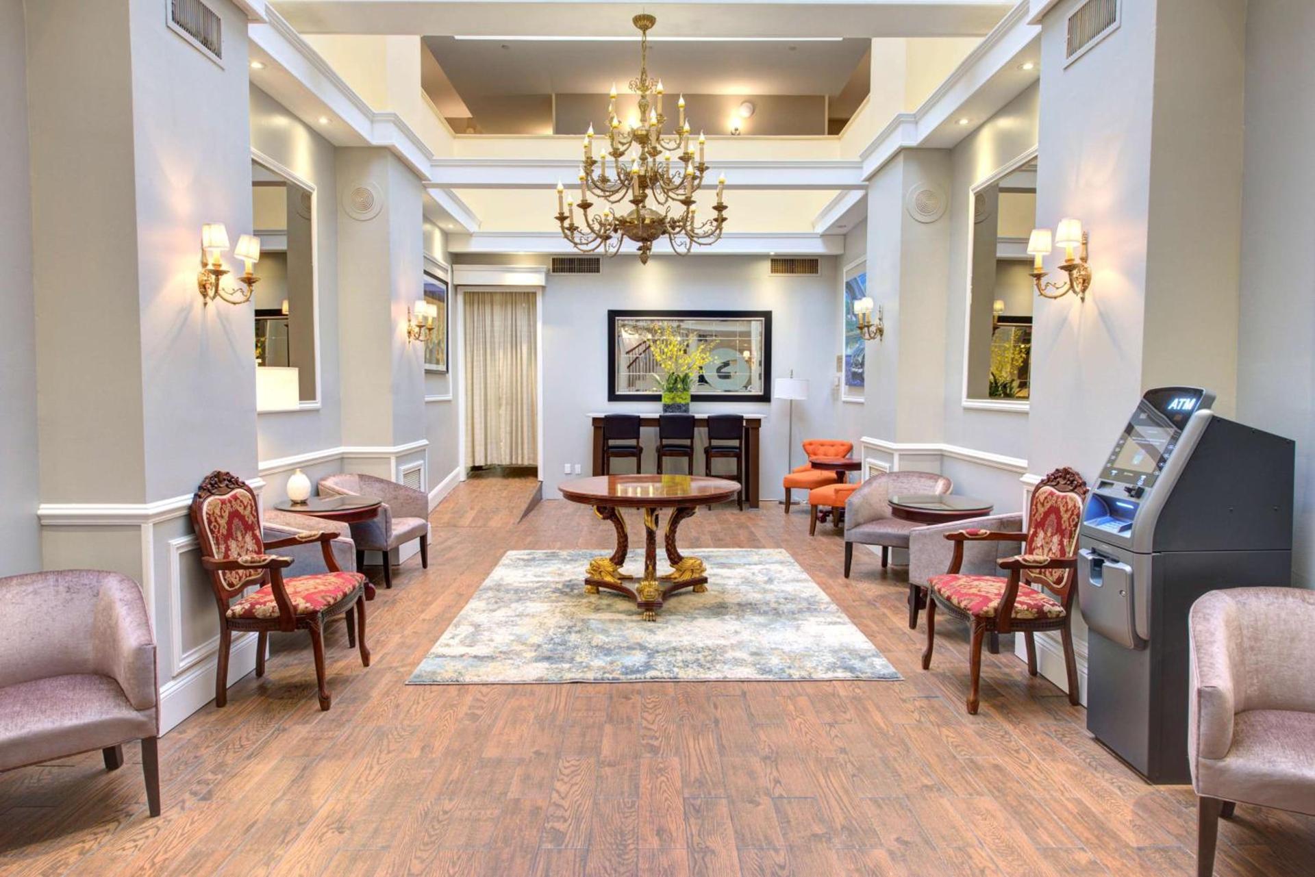 The Roslyn, Tapestry Collection by Hilton photo 4