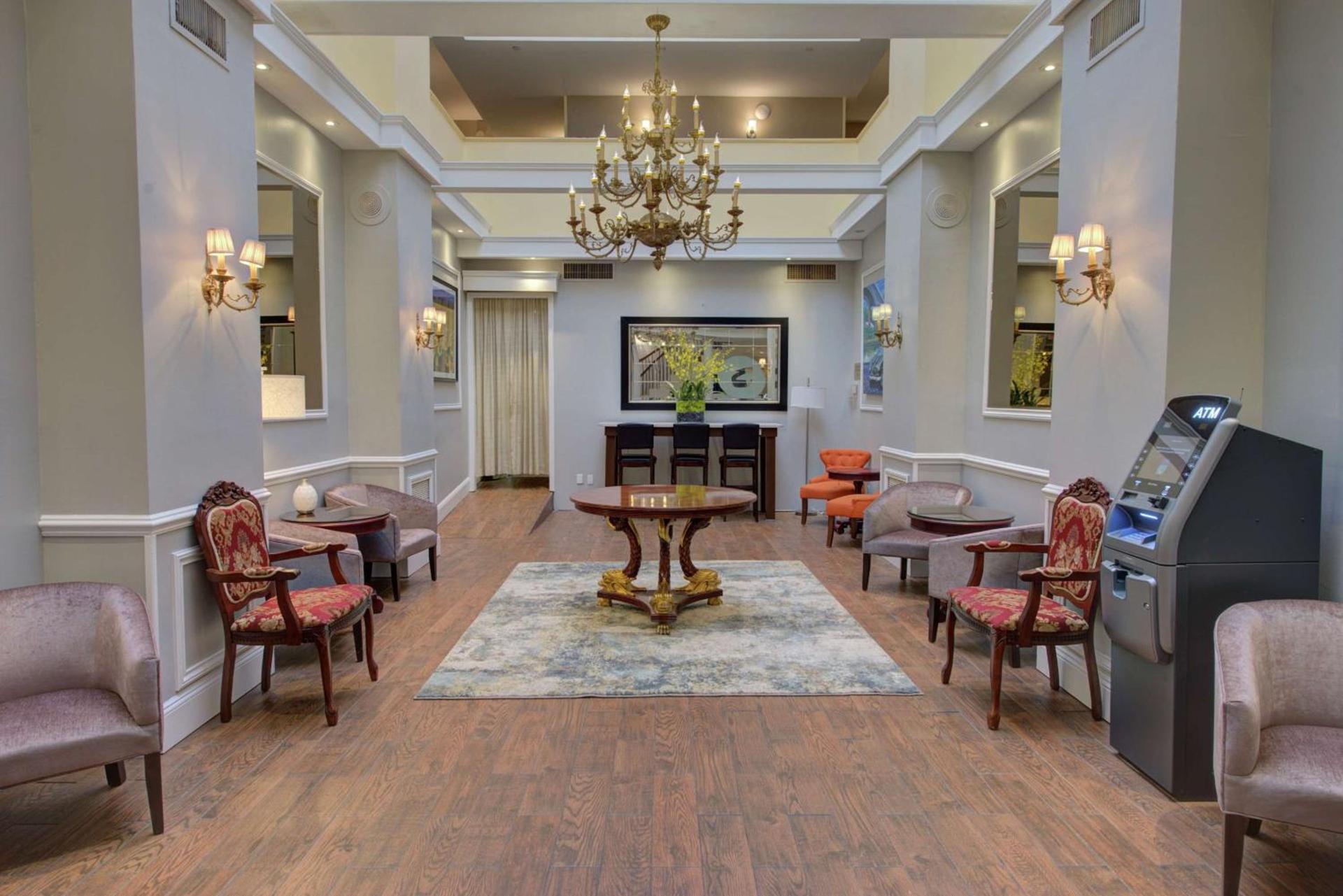 The Roslyn, Tapestry Collection by Hilton photo 2