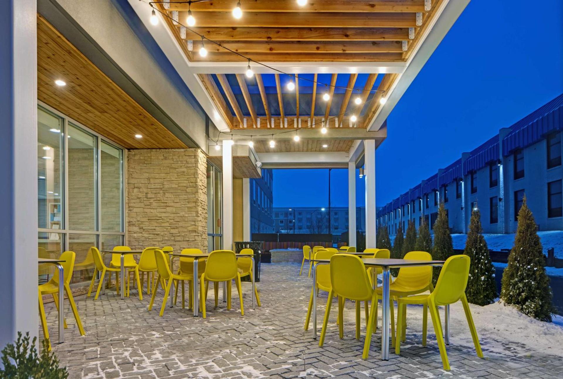 Home2 Suites By Hilton Richmond photo 2