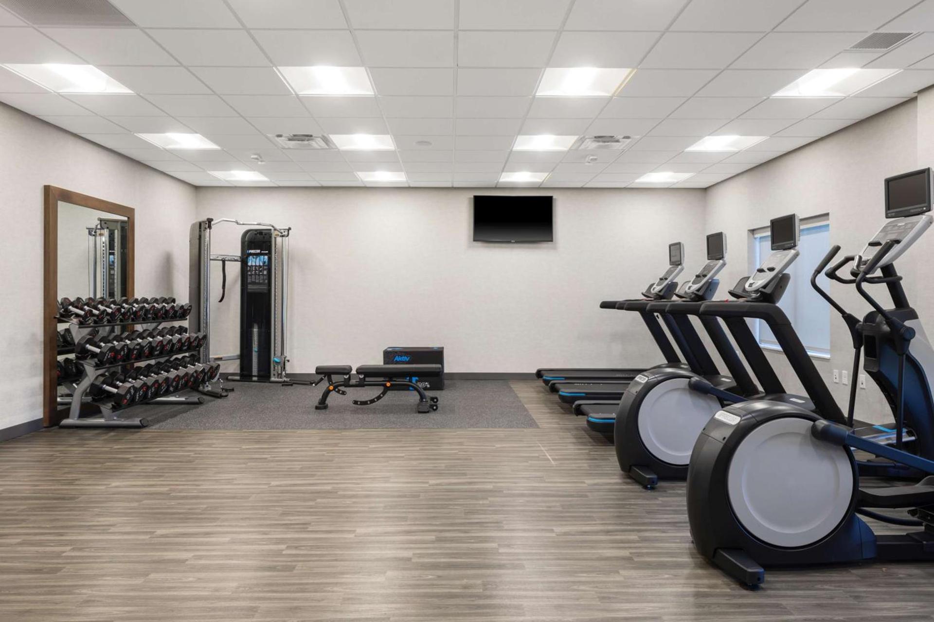 Hampton Inn Circleville, Oh photo 25