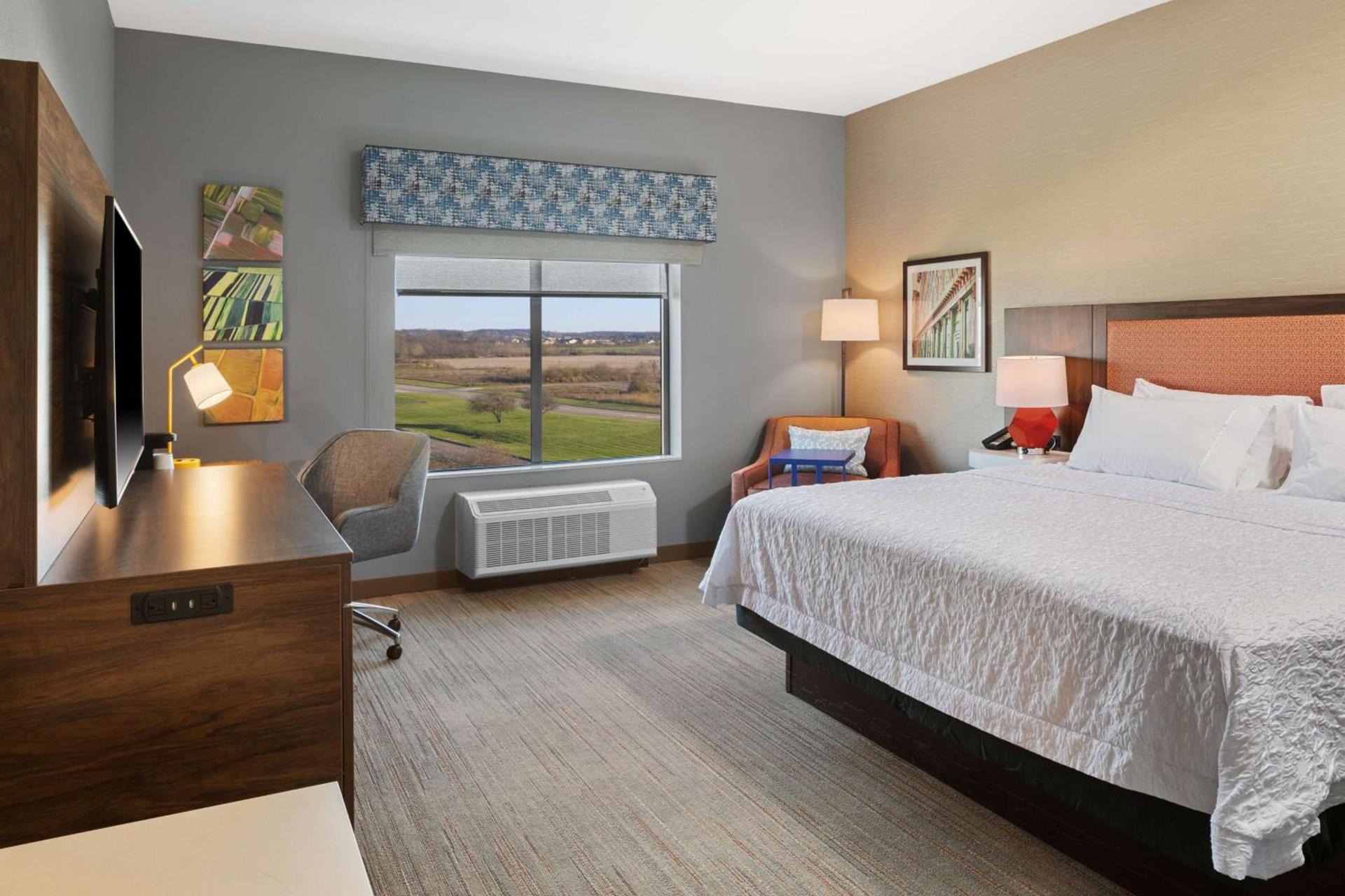 Hampton Inn Circleville, Oh photo 31