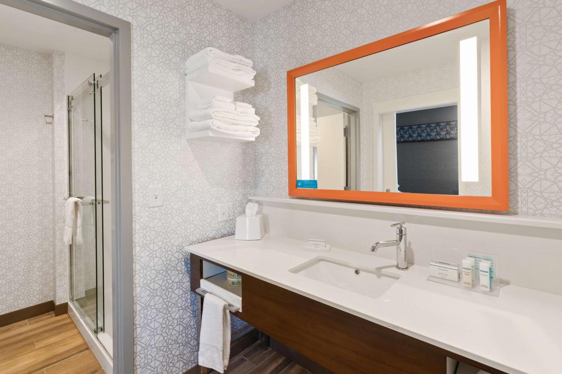Hampton Inn Circleville, Oh photo 39