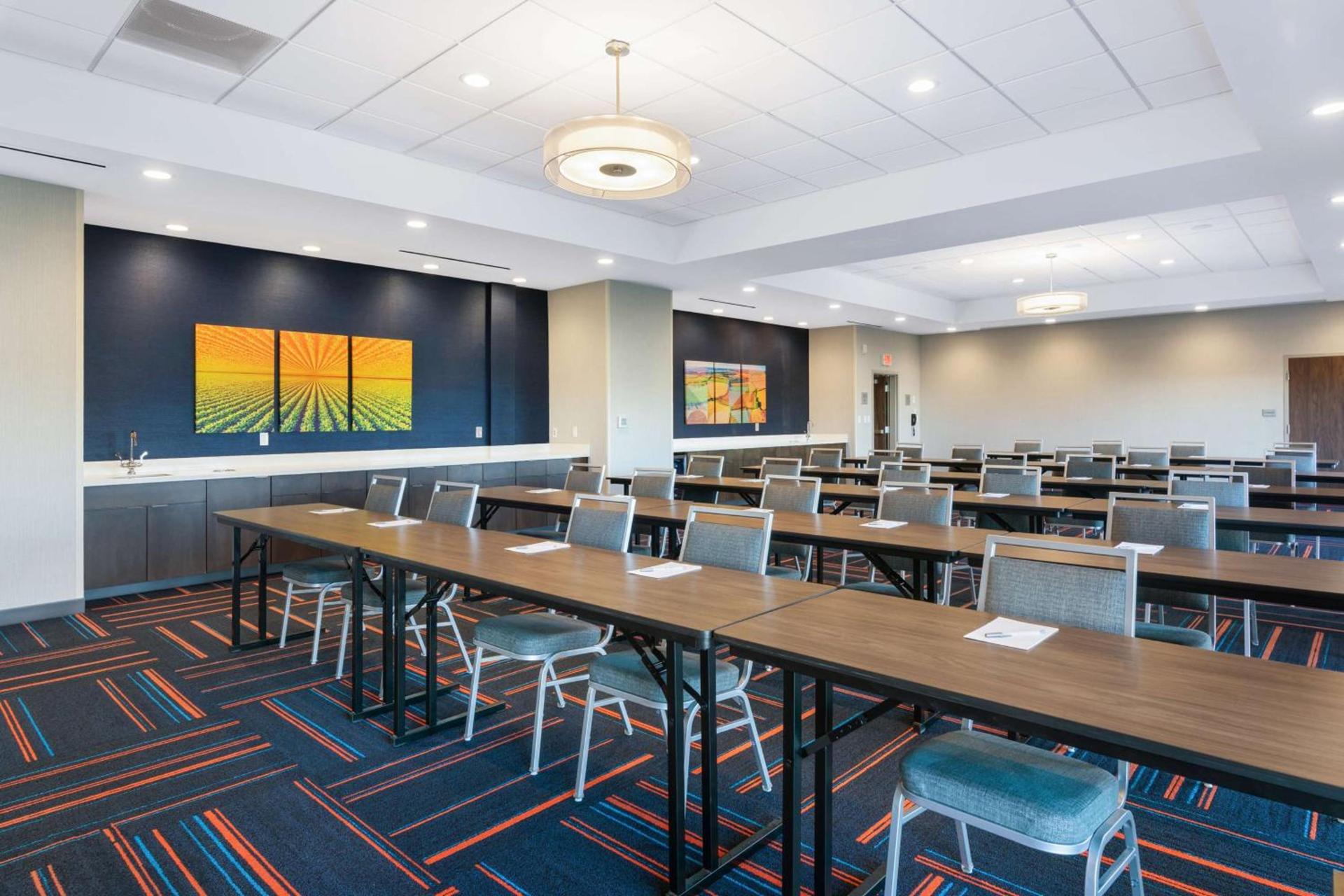 Hampton Inn Circleville, Oh photo 43