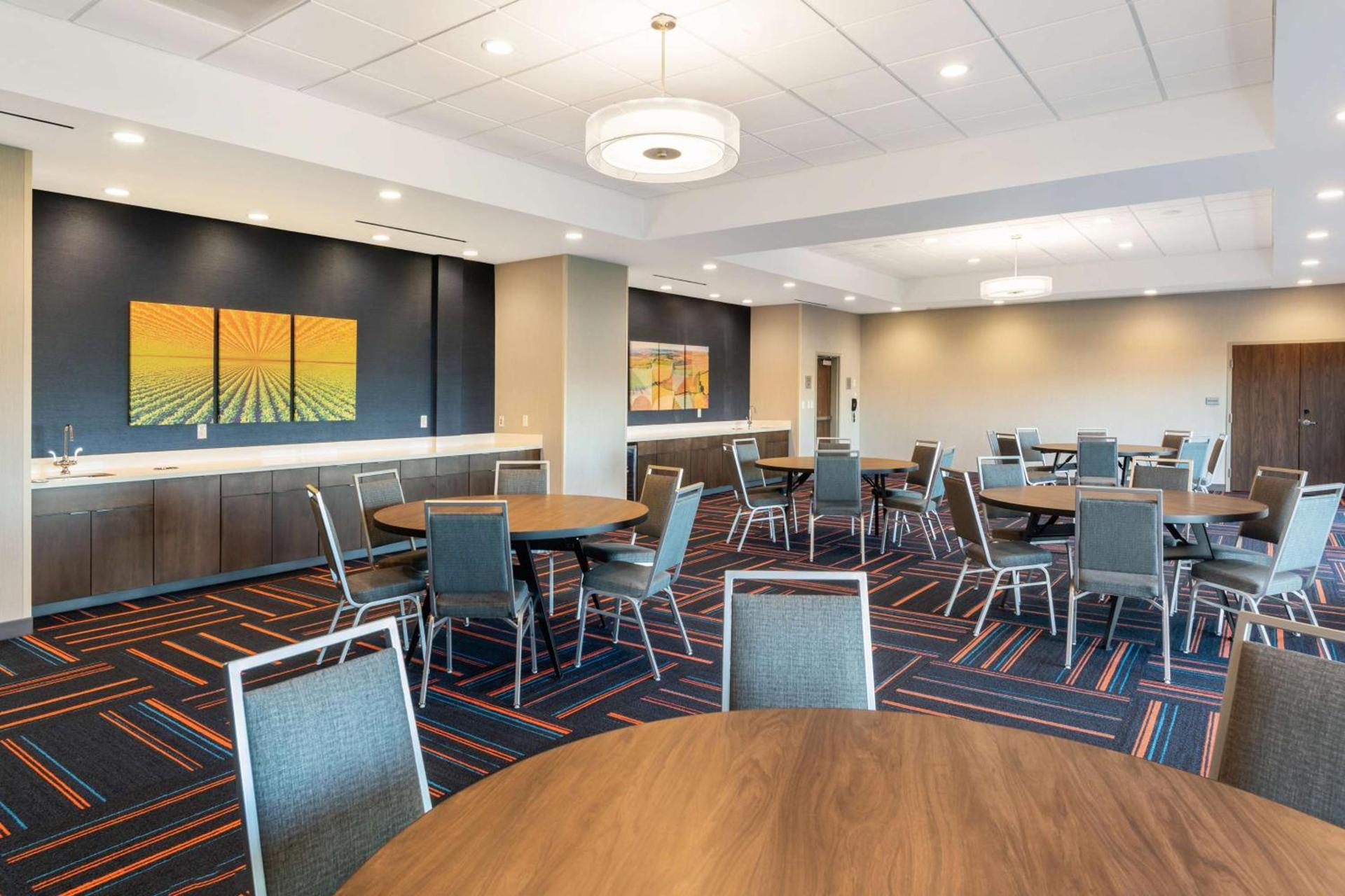 Hampton Inn Circleville, Oh photo 45