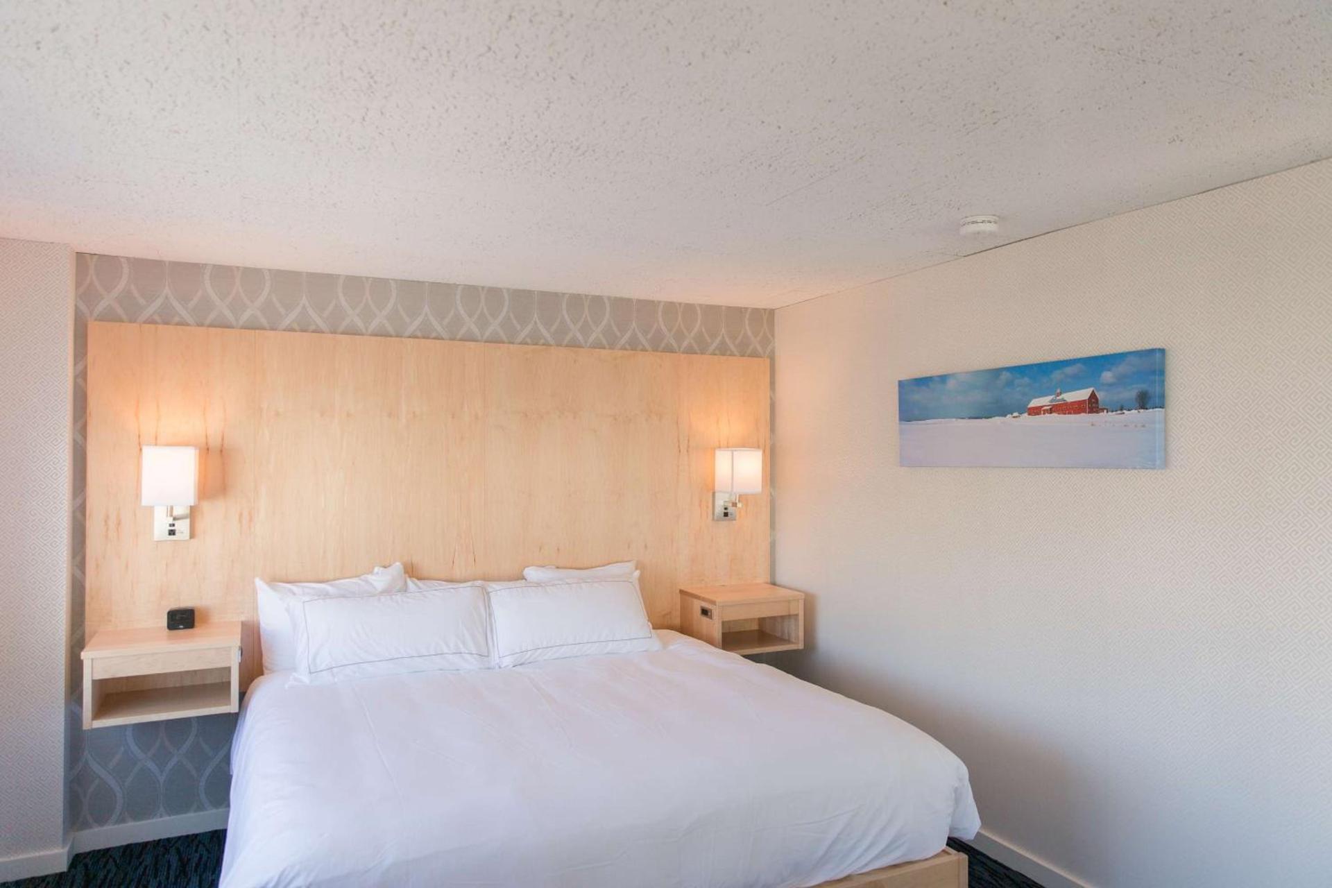 Capitol Plaza Hotel Montpelier Tapestry Collection by Hilton photo 16