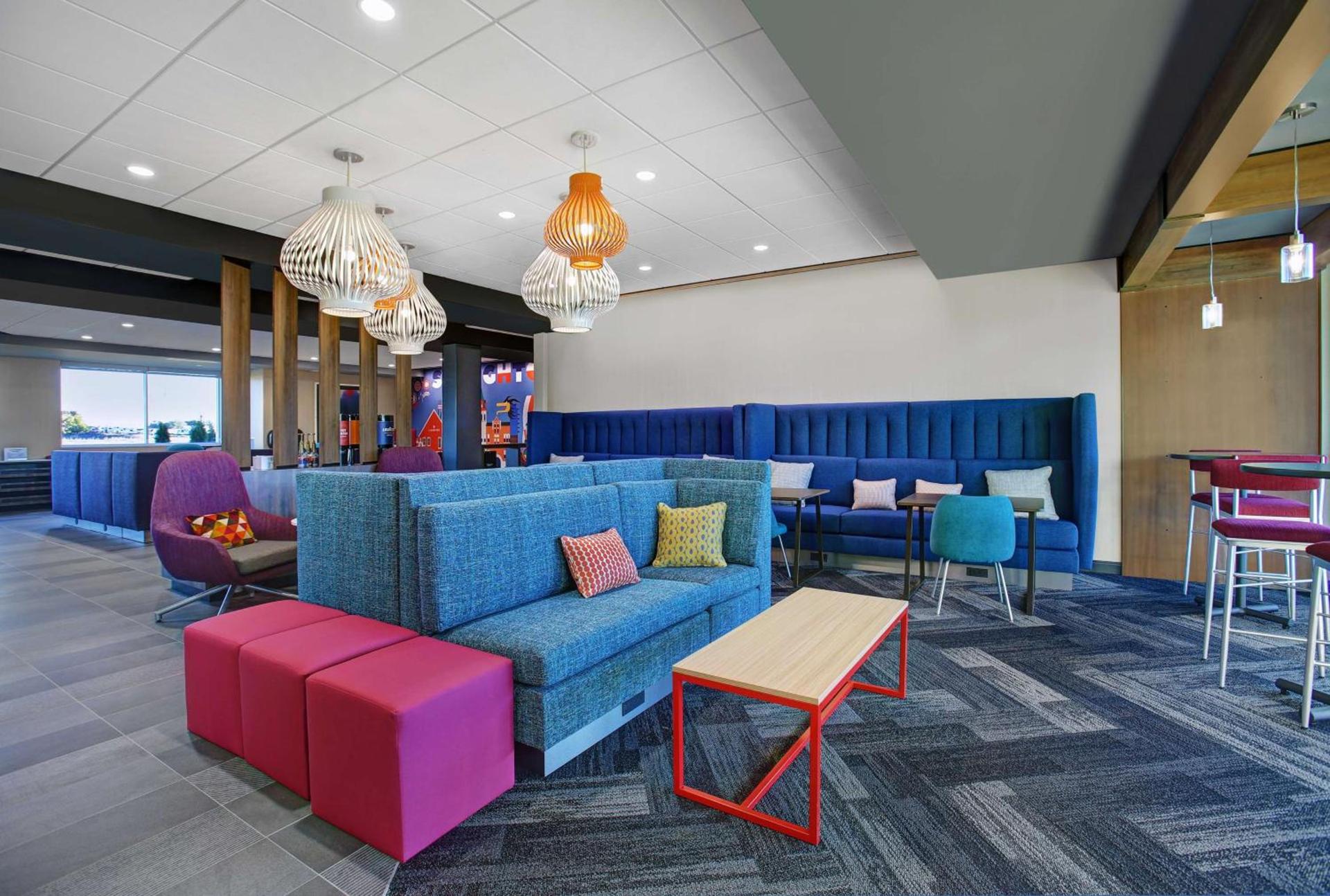 Tru By Hilton Stoughton photo 16
