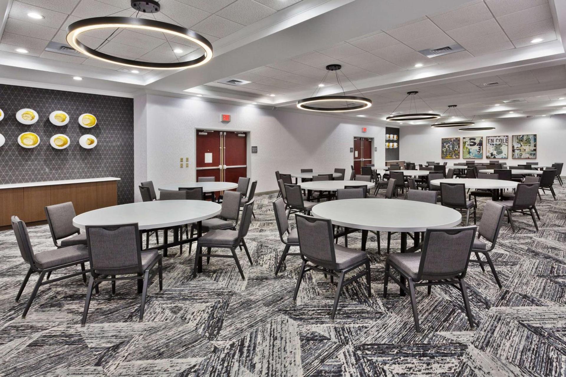 Doubletree By Hilton Dothan, Al photo 39