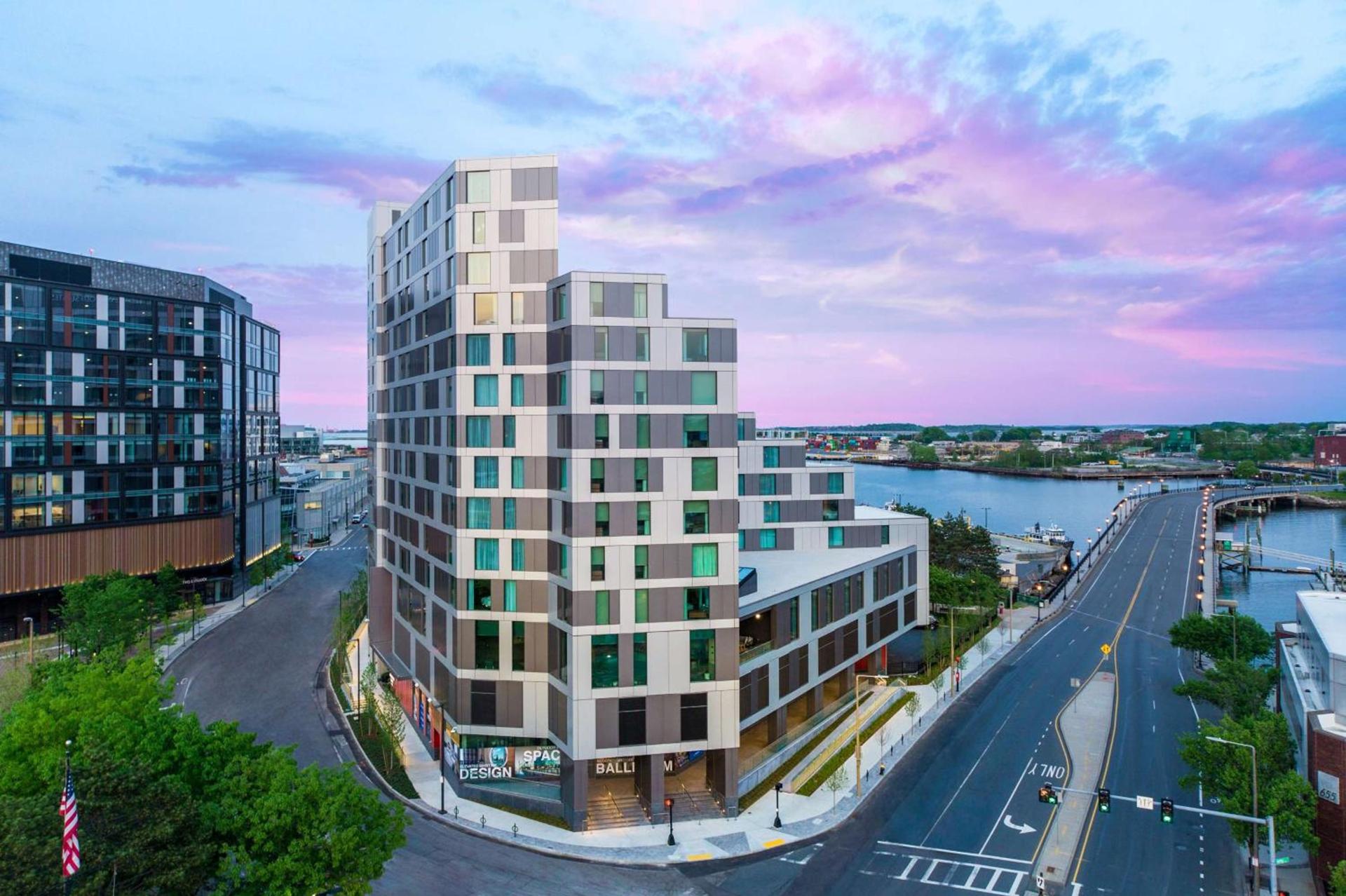 Homewood Suites by Hilton Boston Seaport District photo 5