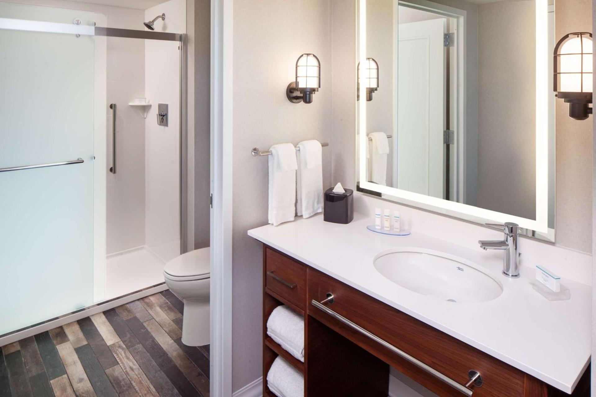 Homewood Suites by Hilton Boston Seaport District photo 25
