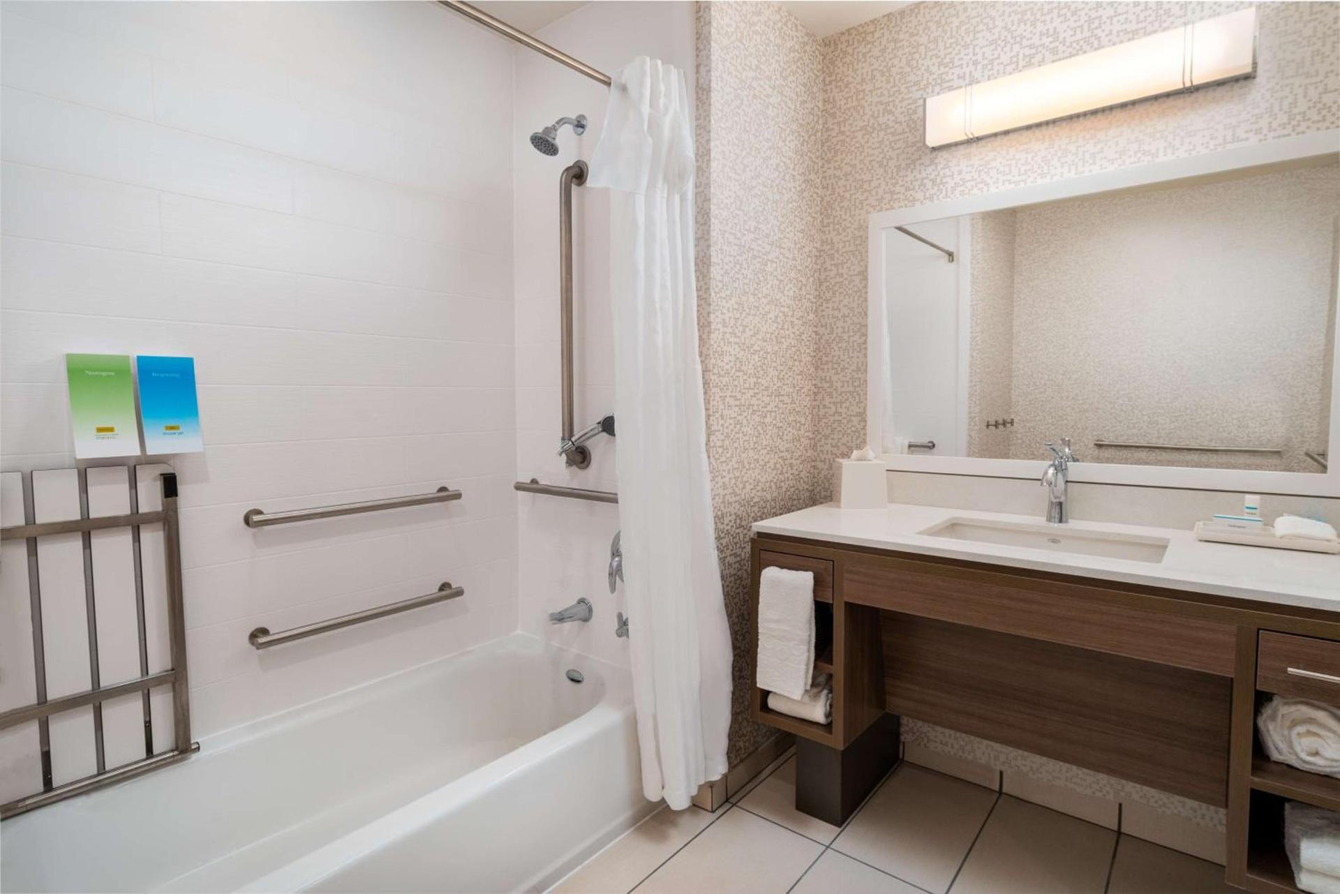 Home2 Suites Corona, Ca photo 15