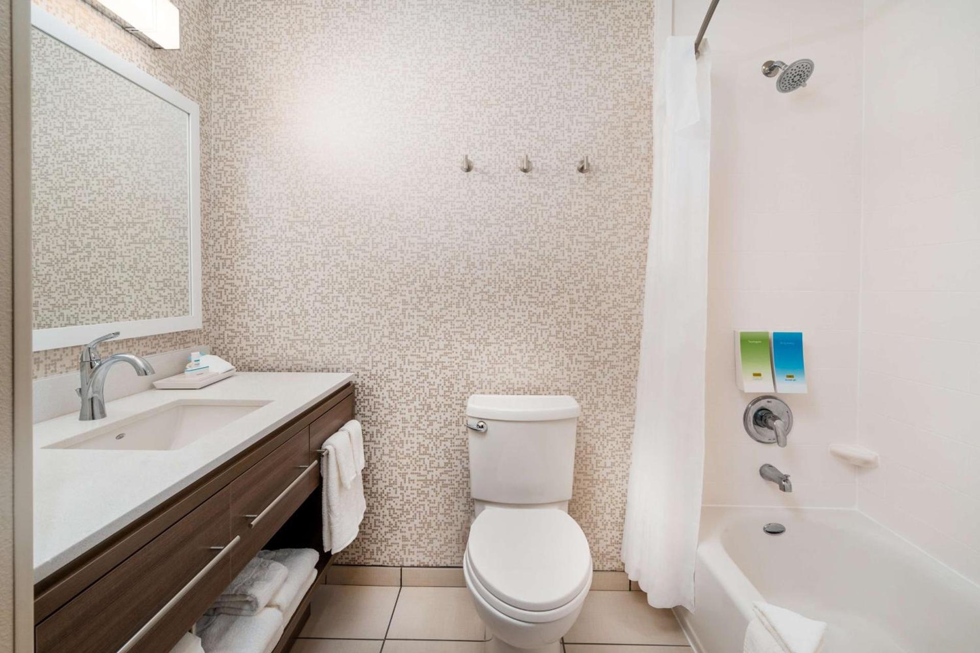Home2 Suites Corona, Ca photo 16