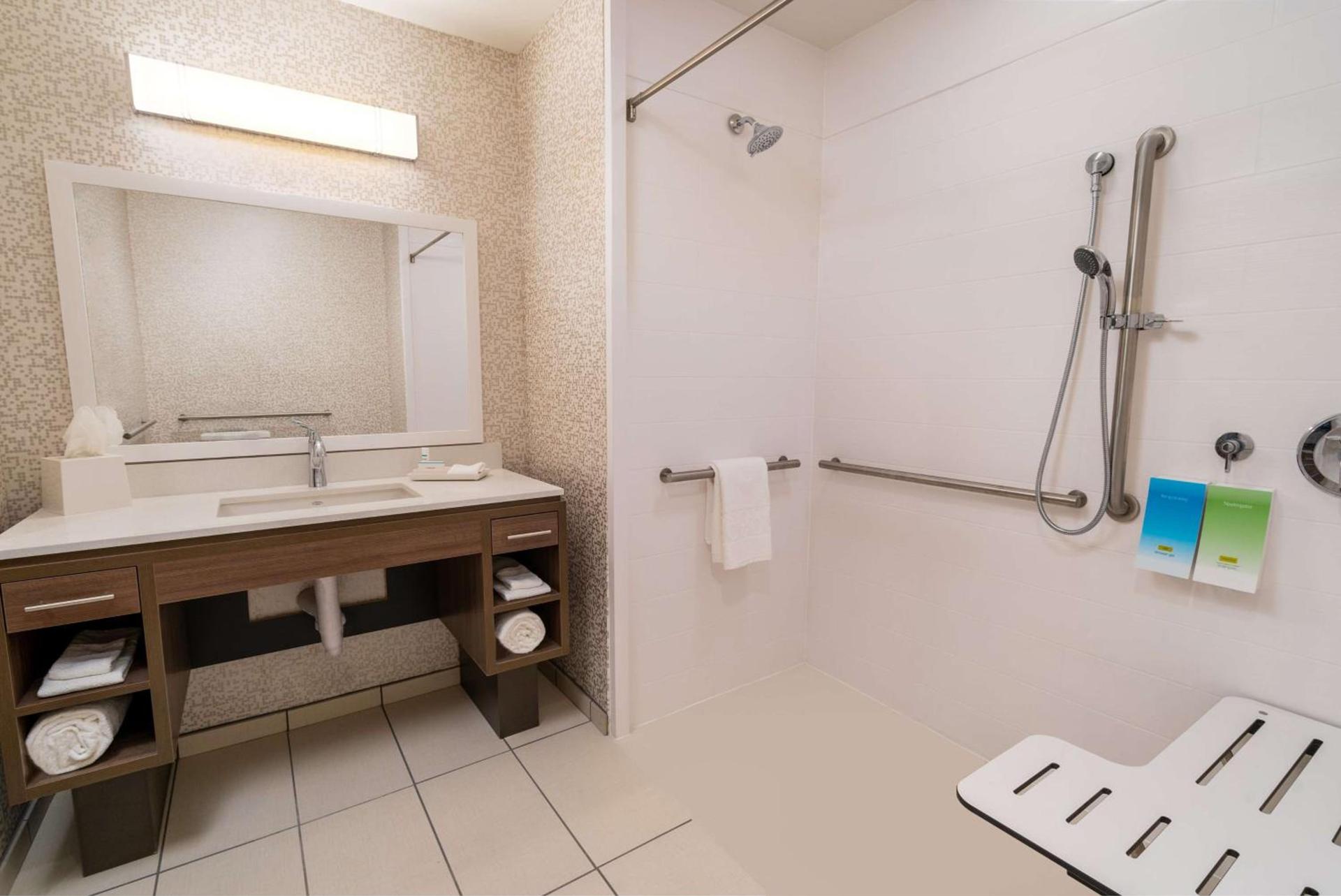 Home2 Suites Corona, Ca photo 37