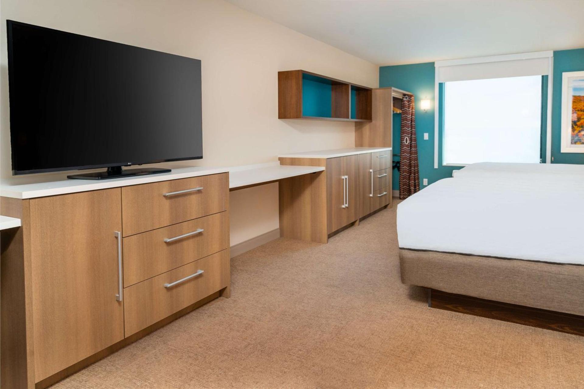 Home2 Suites Corona, Ca photo 40