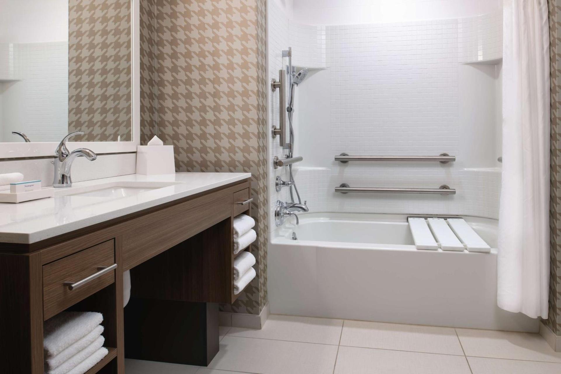 Home2 Suites By Hilton Boise Downtown photo 25