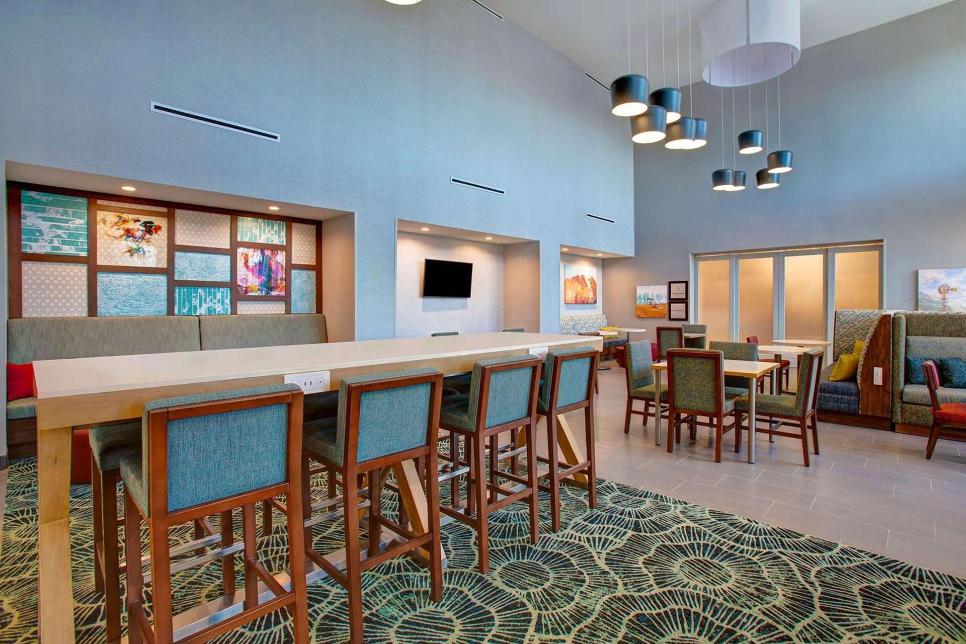 Hampton Inn & Suites Borger photo 5