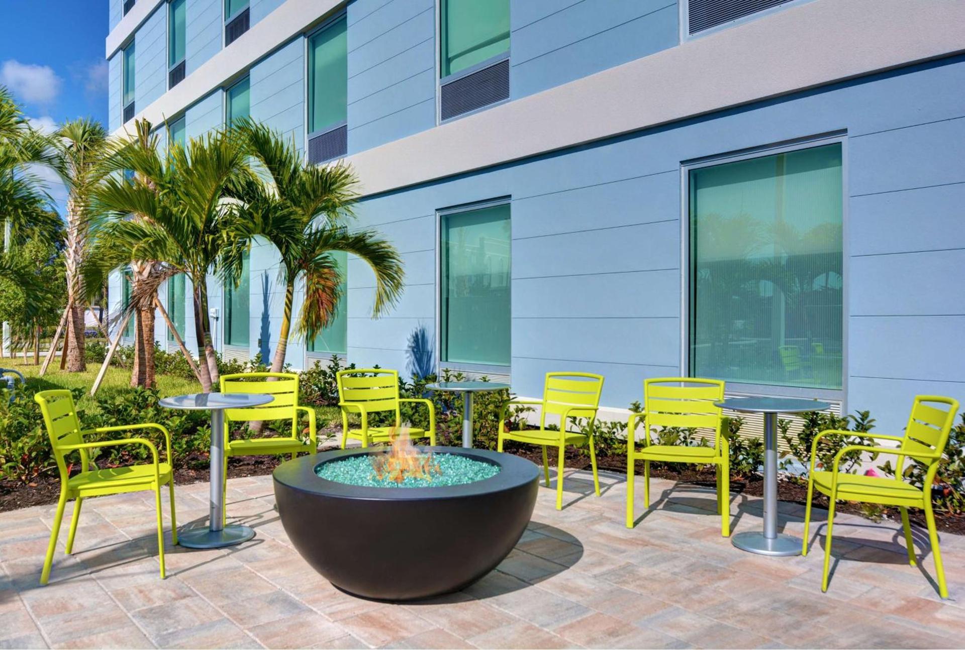 Home2 Suites by Hilton Fort Myers Colonial Blvd photo 17