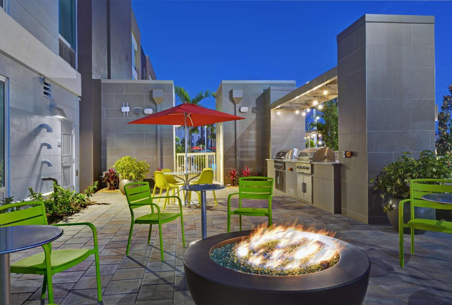 Home2 Suites by Hilton Fort Myers Colonial Blvd photo 24