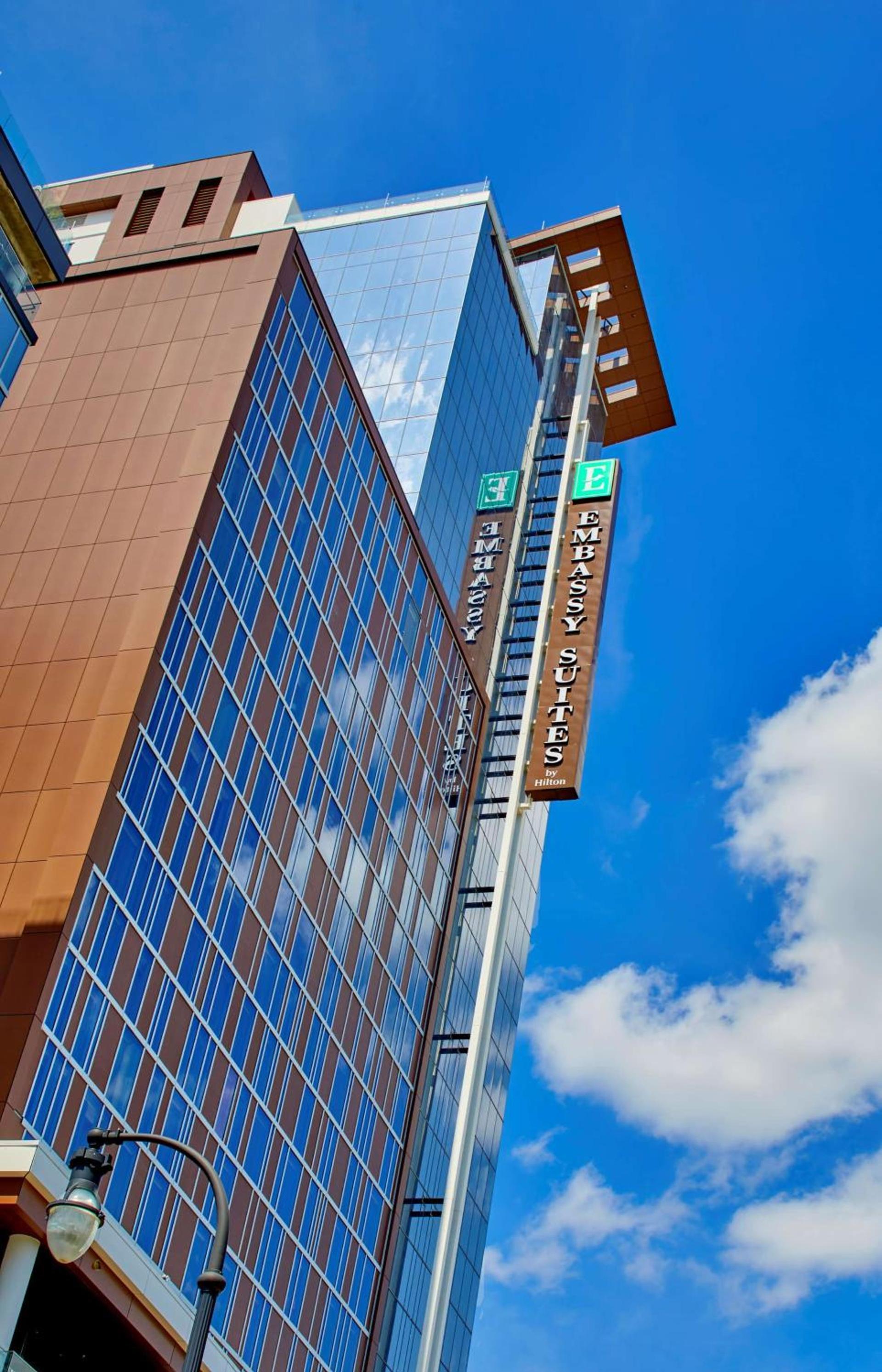 Embassy Suites by Hilton Nashville Downtown photo 3
