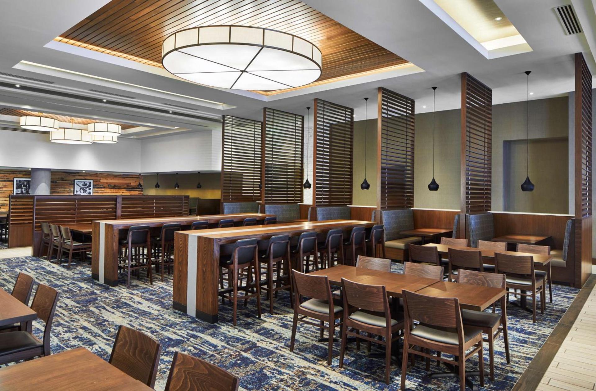 Embassy Suites by Hilton Nashville Downtown photo 13