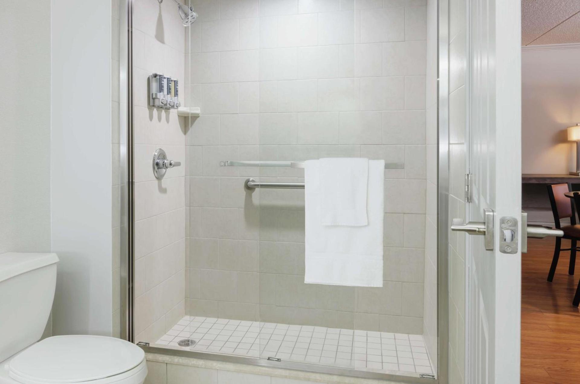 Hotel Trilogy Albany Airport, Tapestry Collection by Hilton photo 15