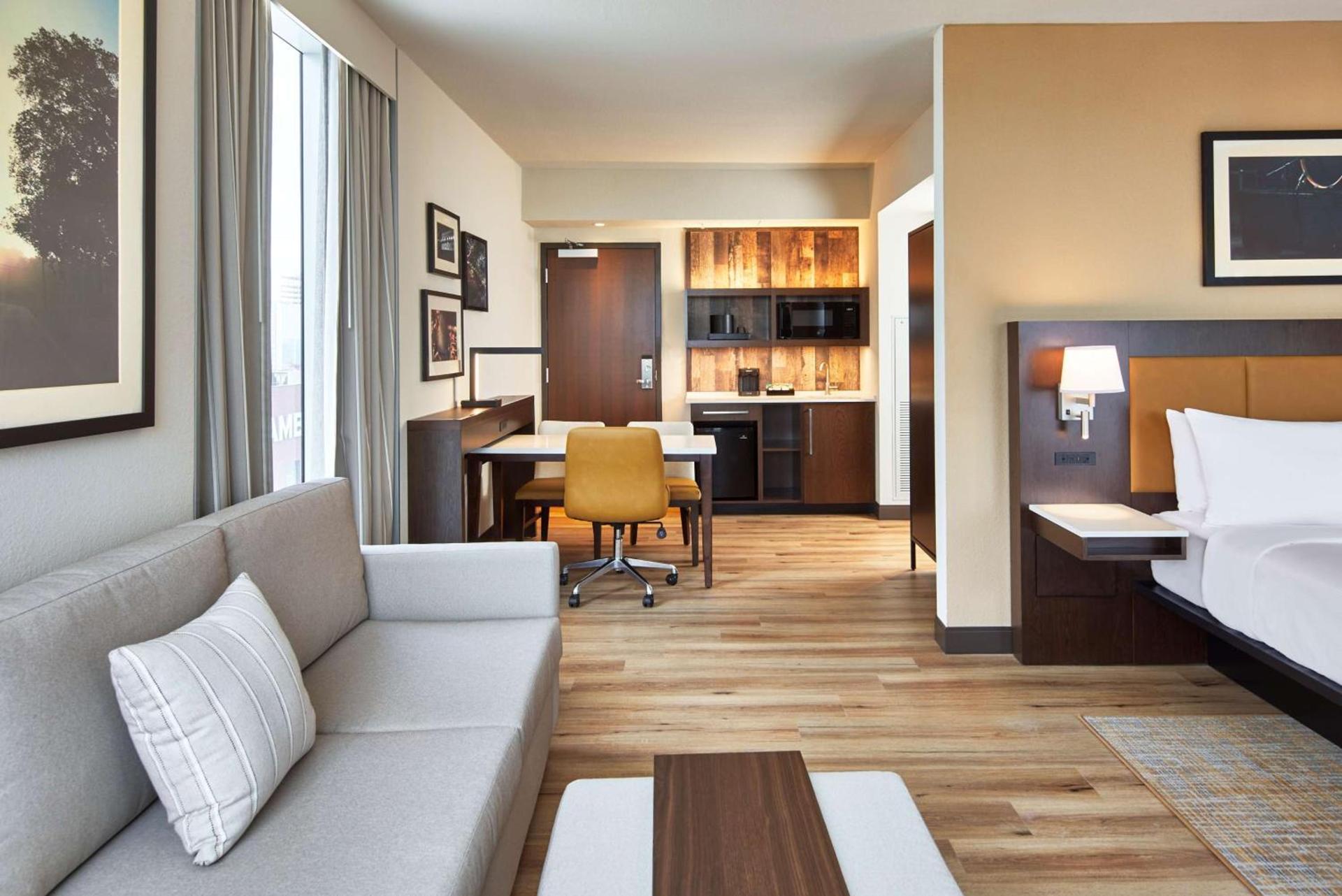 Embassy Suites by Hilton Nashville Downtown photo 44