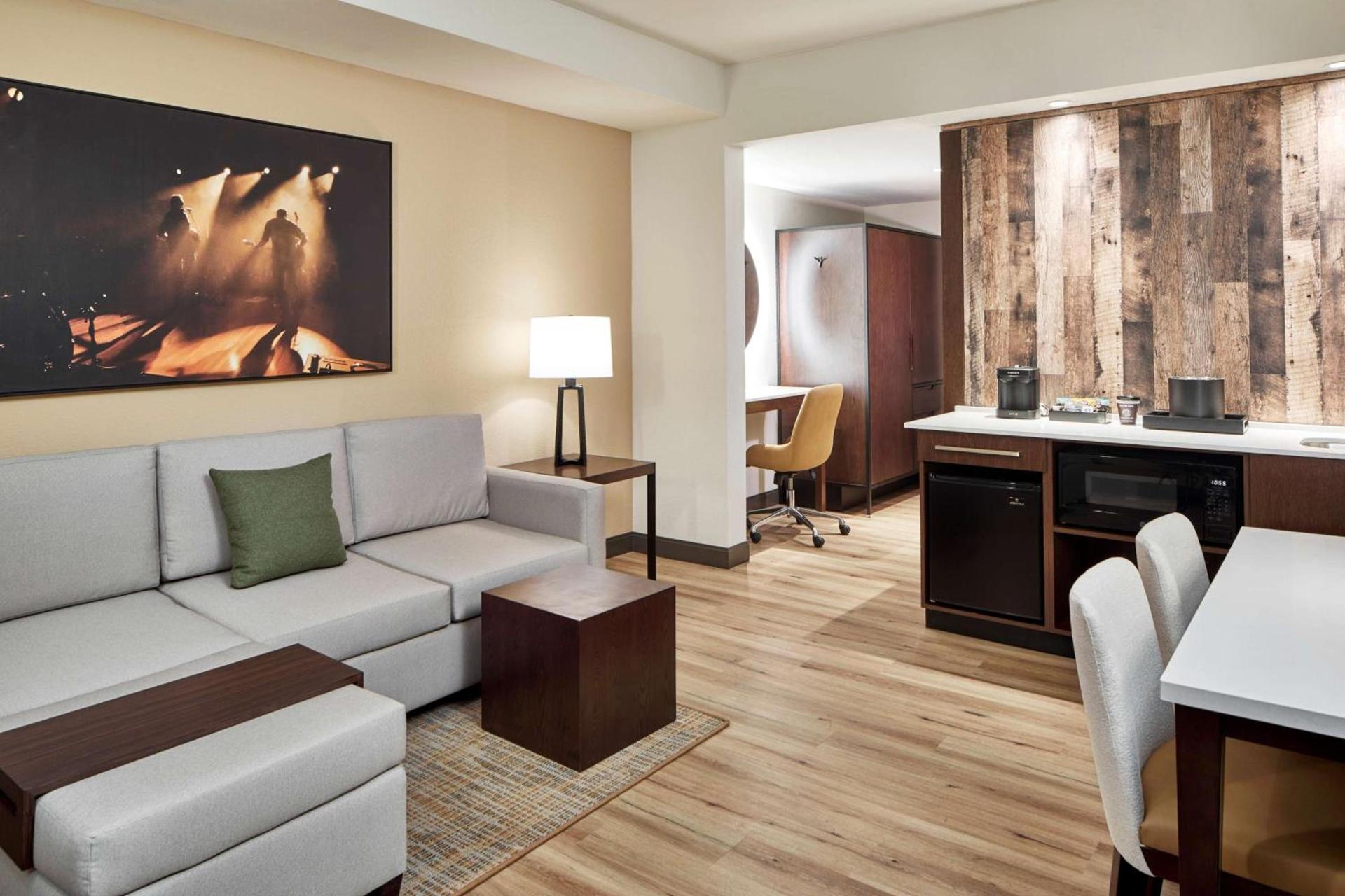 Embassy Suites by Hilton Nashville Downtown photo 72