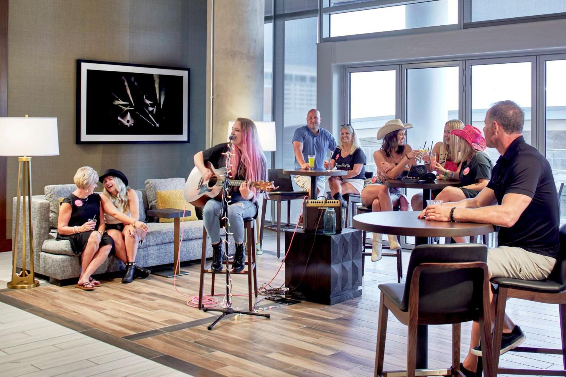 Embassy Suites by Hilton Nashville Downtown photo 86
