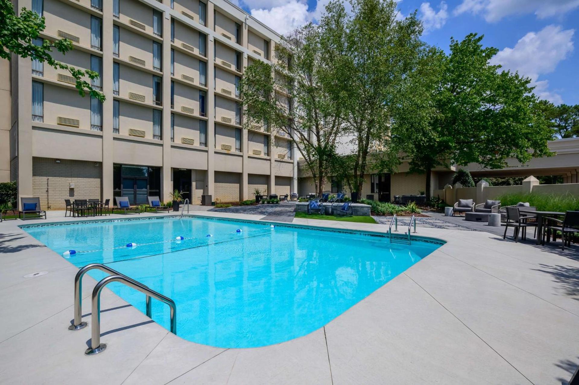 DoubleTree by Hilton Raleigh Midtown, NC photo 8
