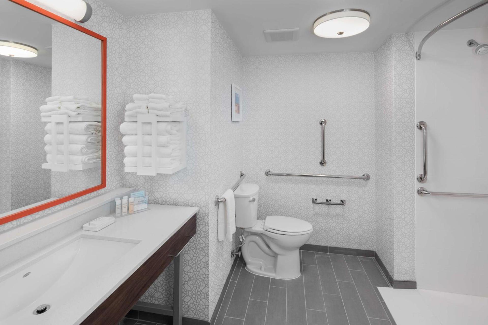 Hampton Inn Smithfield Selma, NC photo 25