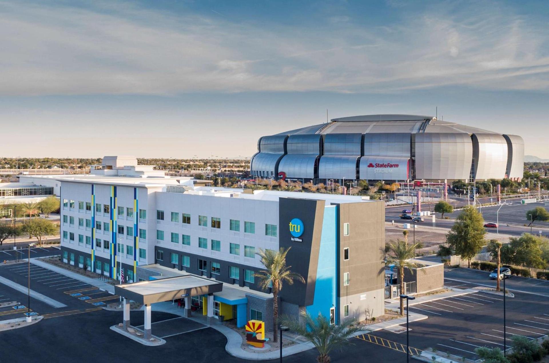 Tru By Hilton Phoenix Glendale Westgate photo 2