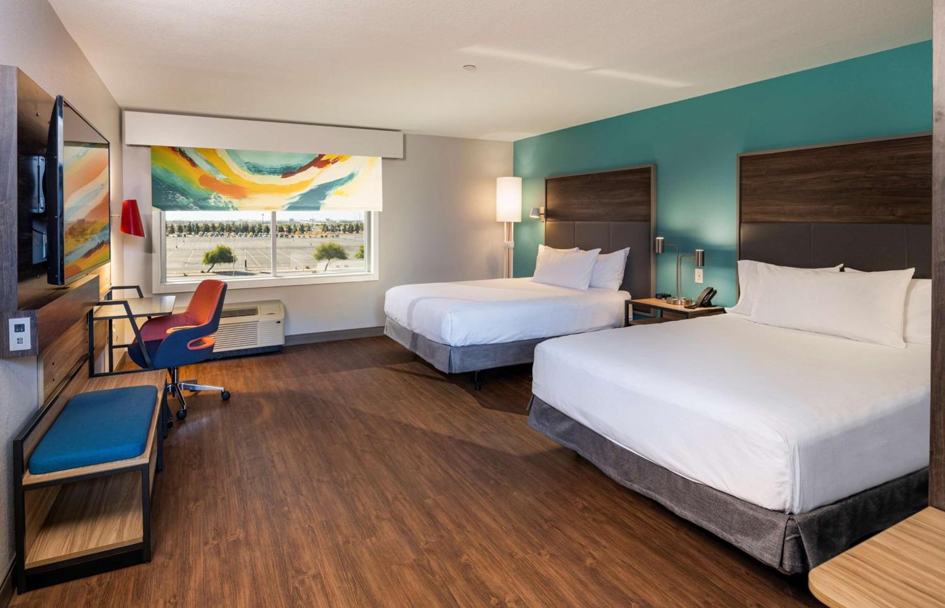 Tru By Hilton Phoenix Glendale Westgate photo 32
