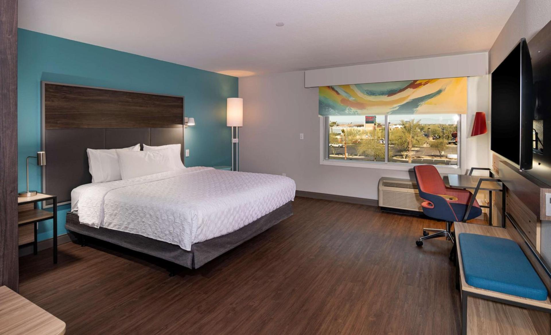 Tru By Hilton Phoenix Glendale Westgate photo 42