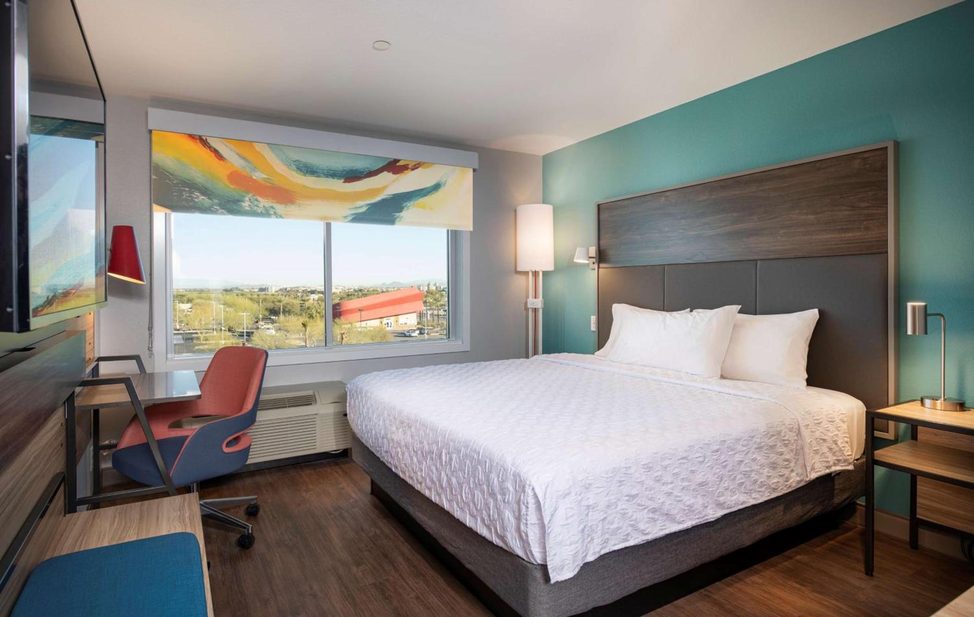 Tru By Hilton Phoenix Glendale Westgate photo 47