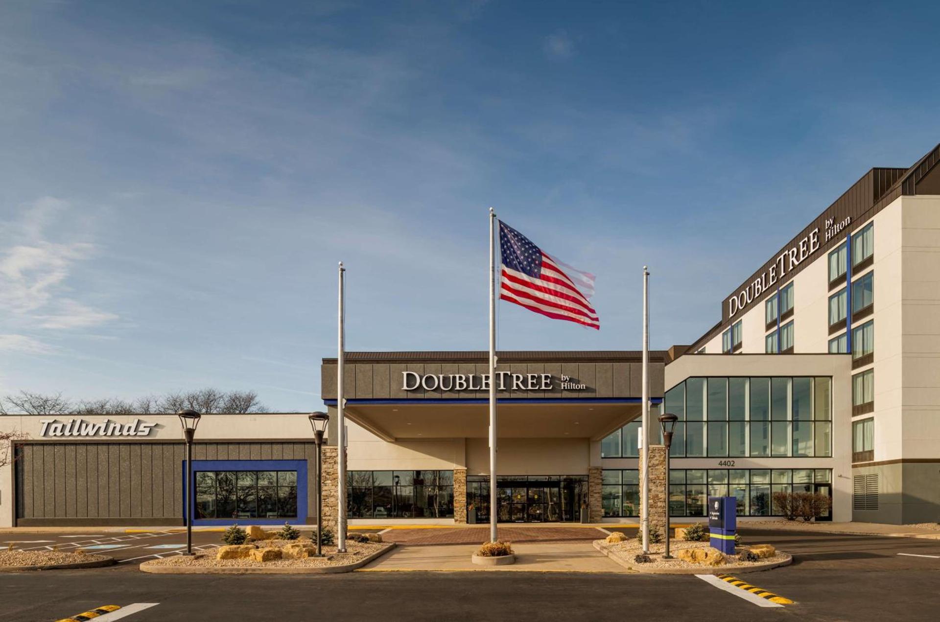 Doubletree By Hilton Madison East photo 2