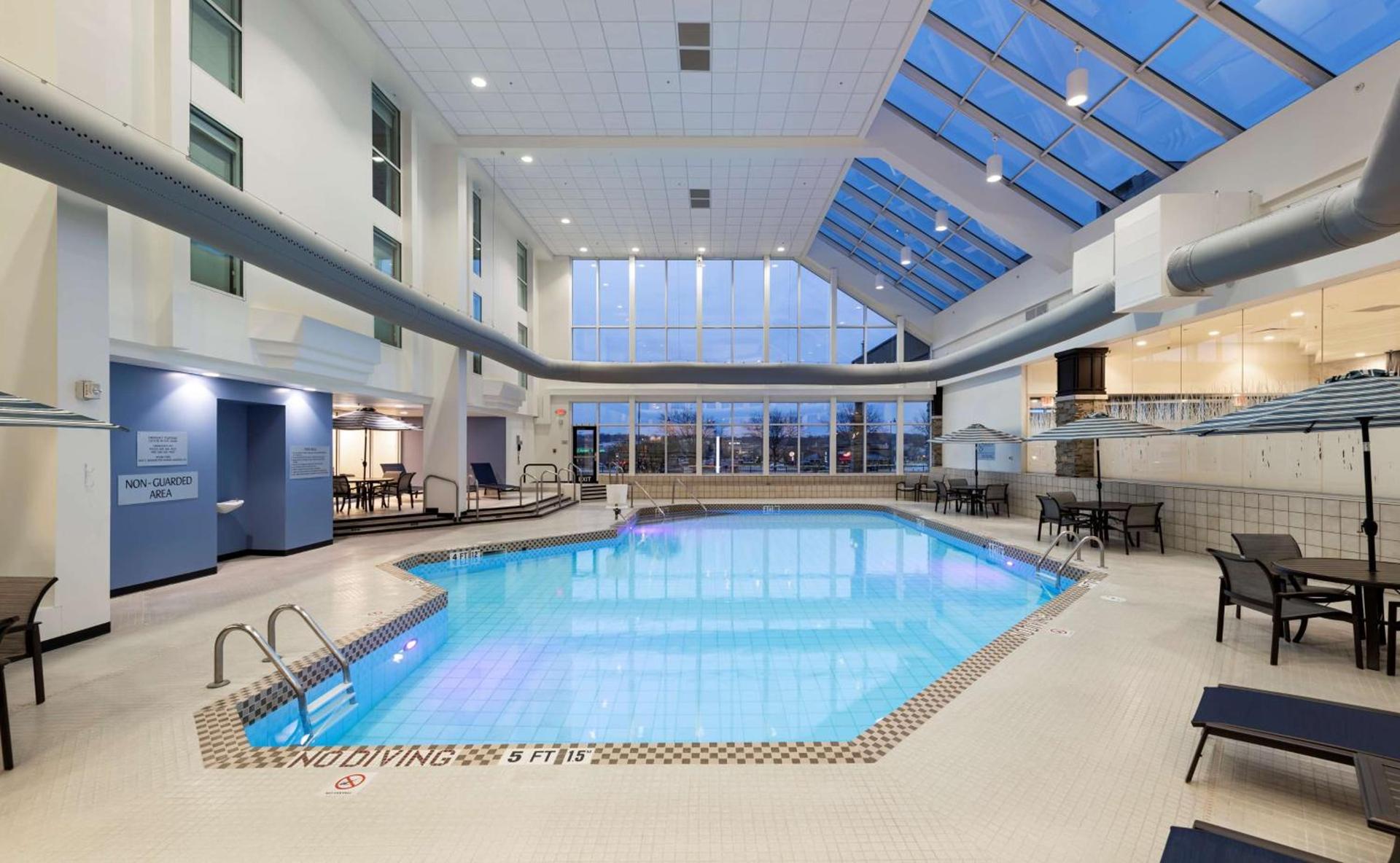 Doubletree By Hilton Madison East photo 14