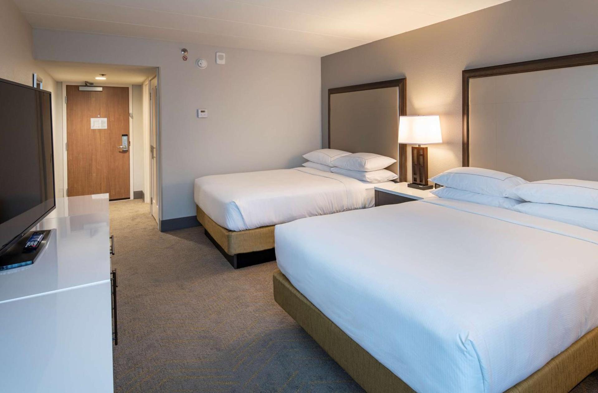 Doubletree By Hilton Madison East photo 41