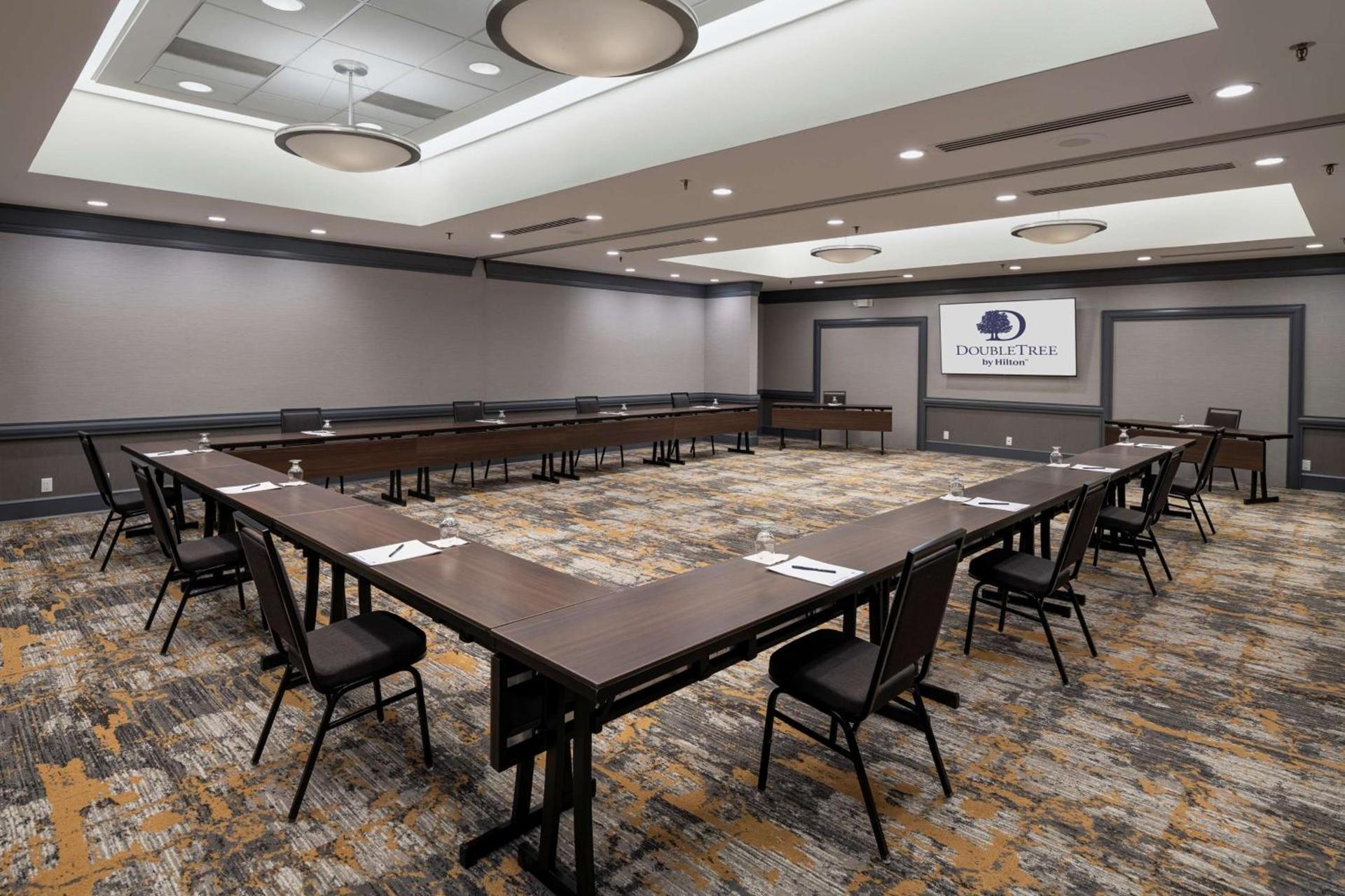 Doubletree By Hilton Madison East photo 67