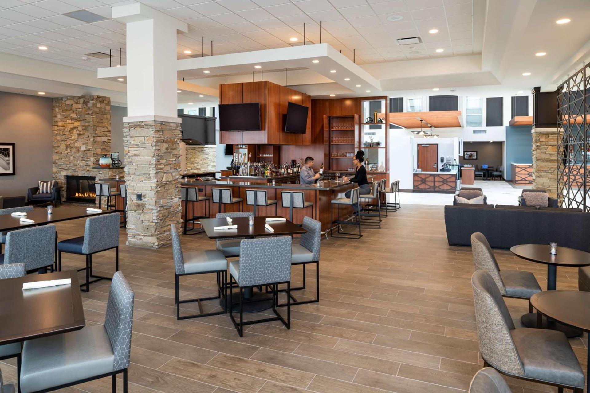 Doubletree By Hilton Madison East photo 75