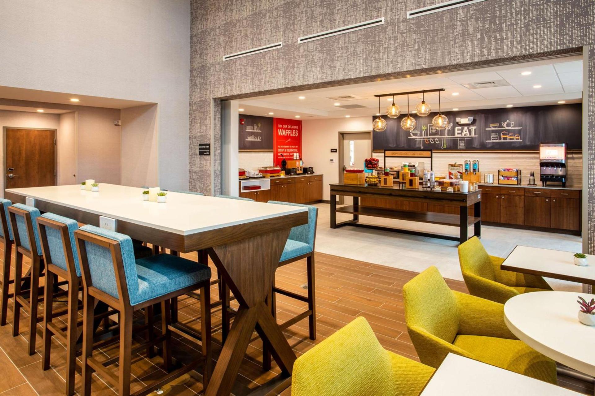 Hampton Inn & Suites North Port, Fl photo 13