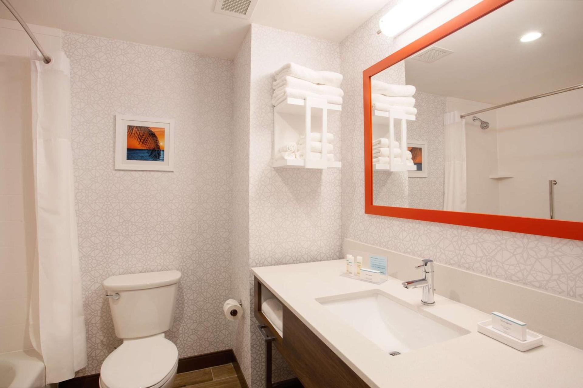 Hampton Inn & Suites North Port, Fl photo 16