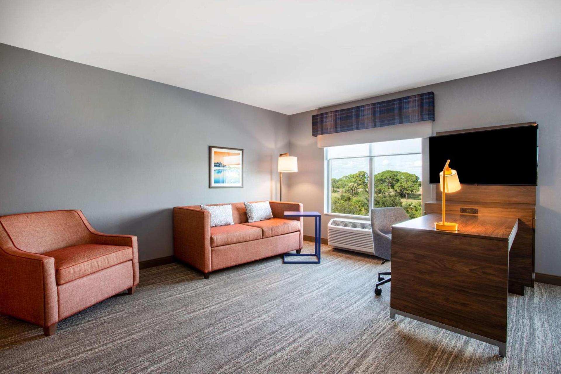 Hampton Inn & Suites North Port, Fl photo 29