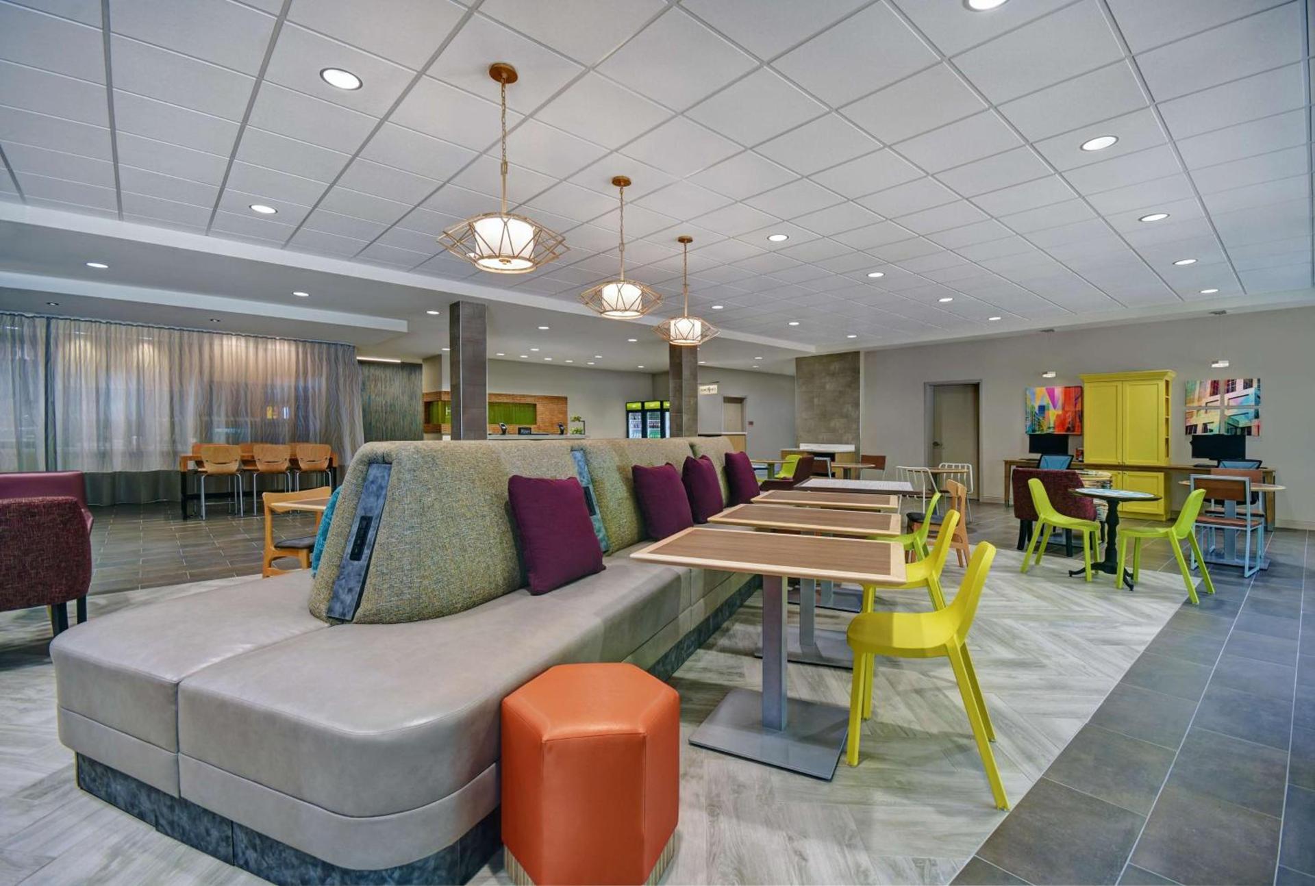 Home2 Suites By Hilton Raleigh North I-540 photo 13