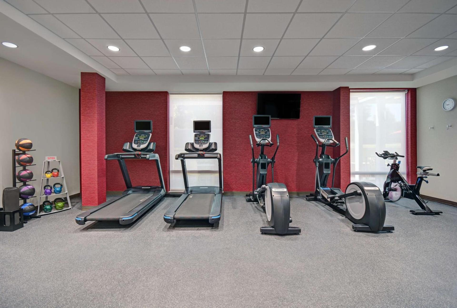 Home2 Suites By Hilton Raleigh North I-540 photo 22