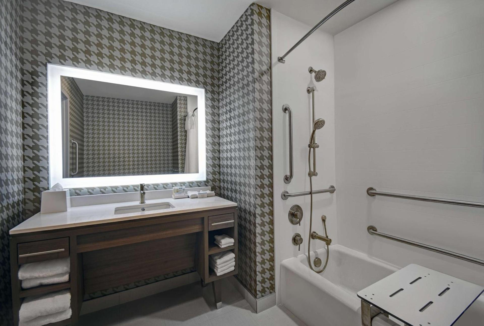 Home2 Suites By Hilton Raleigh North I-540 photo 26