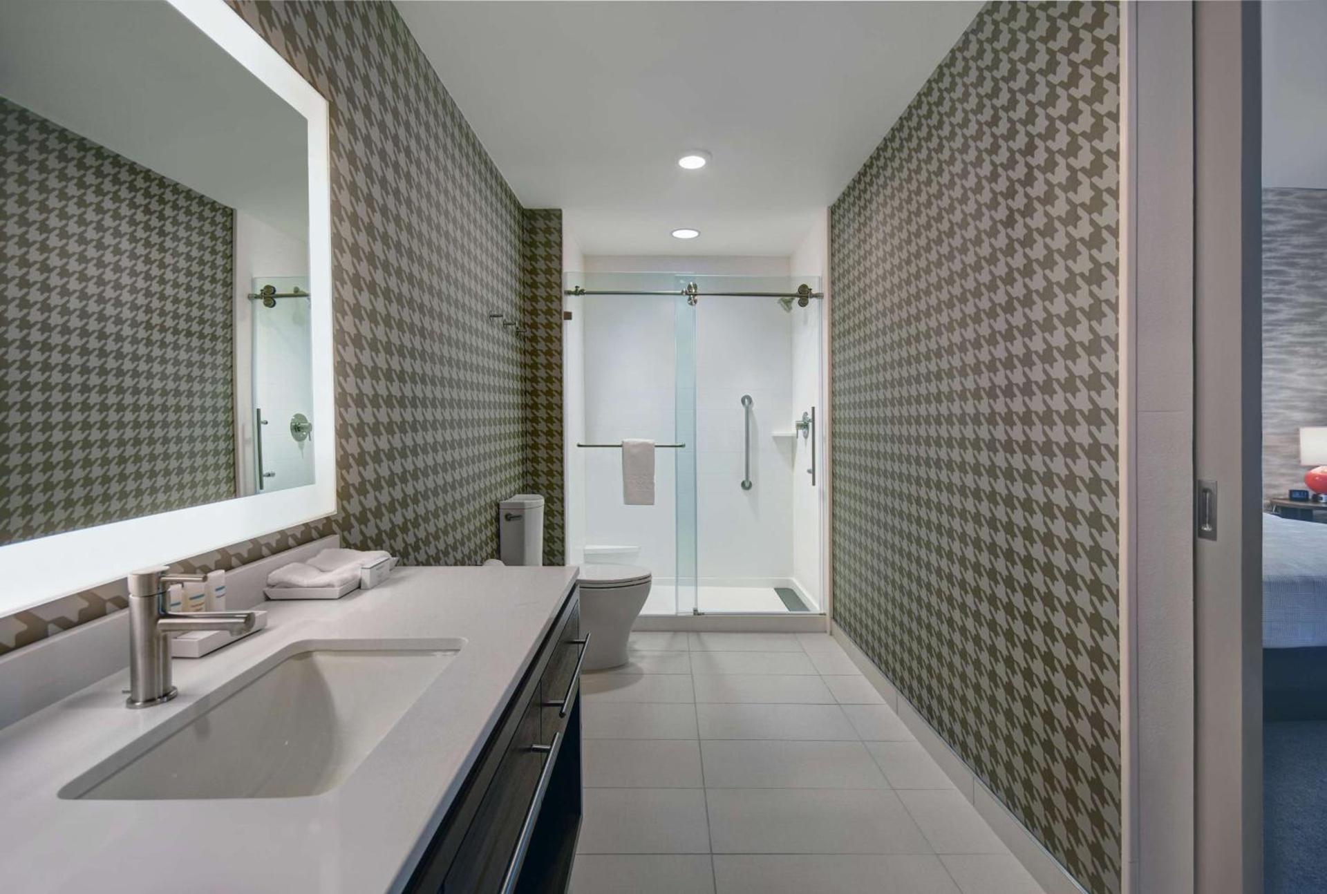 Home2 Suites By Hilton Raleigh North I-540 photo 42