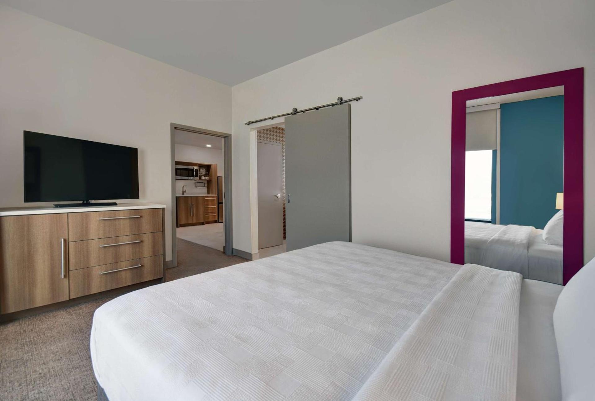 Home2 Suites By Hilton Raleigh North I-540 photo 47