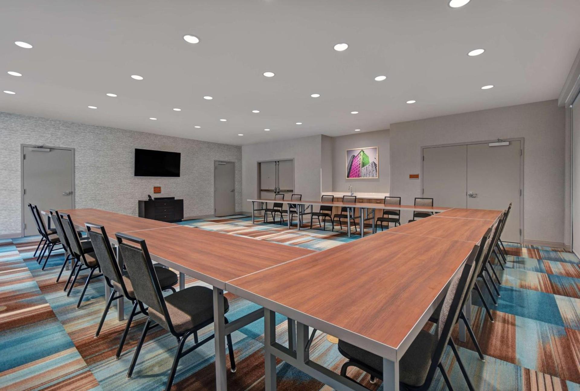 Home2 Suites By Hilton Raleigh North I-540 photo 46